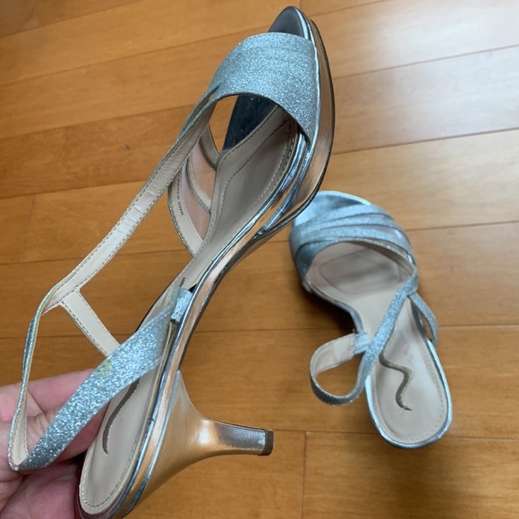 Dressy Silver Slingback SStrappy Dress Shoe 3” Heels Leather Sole Women size 8 - Picture 8 of 14